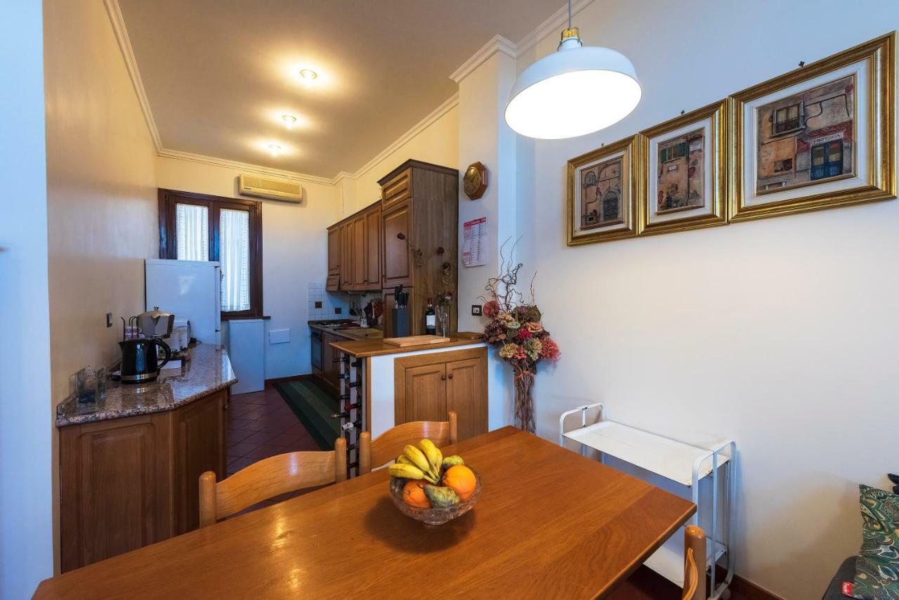 Toberto Apartment Рим Екстериор снимка